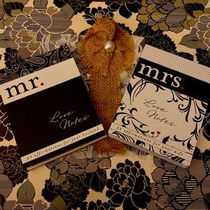 Dayspring Mr. and Mrs. Love Notes 32 Affirmations  for your Mr or Mrs